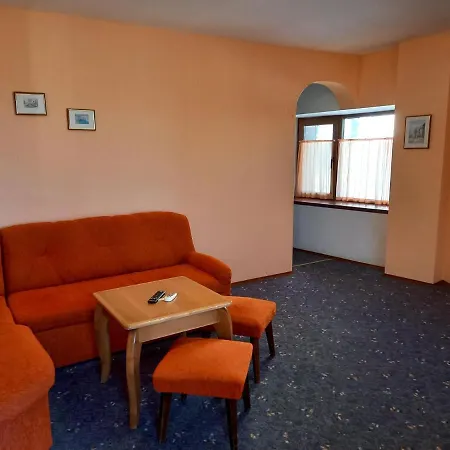 Regina's Guest house