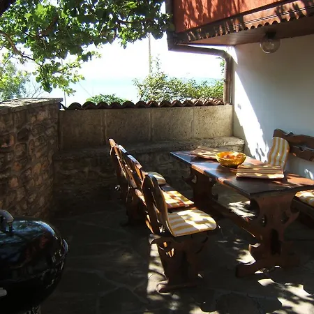 Guest house Regina's Balchik
