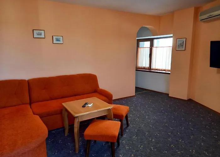 Regina's Guest house