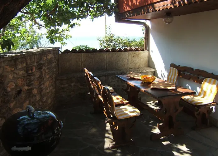 Guest house Regina's Balchik